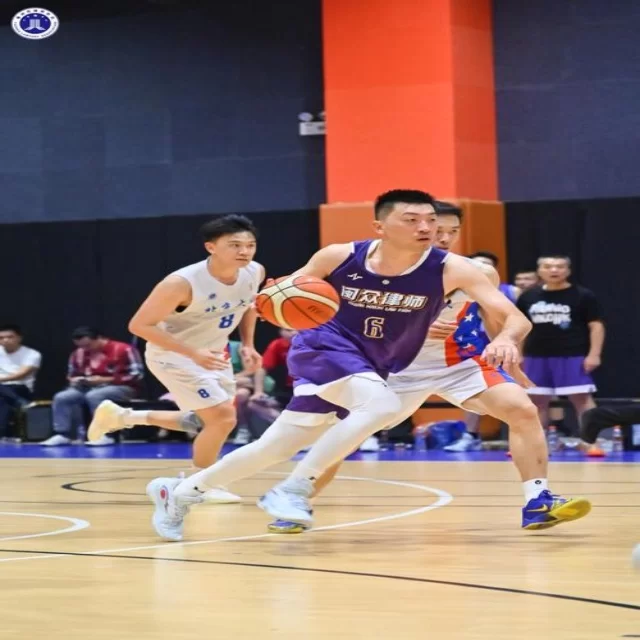从心理视角解析青年球员成长的独特路径